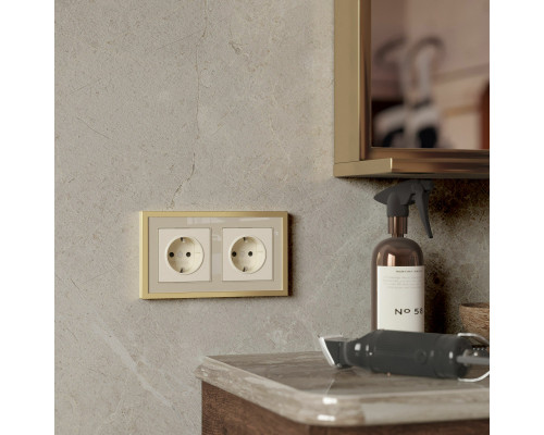 Сделать заказ Рамка Werkel W0022851| VIVID-LIGHT.RU