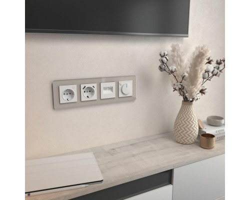 Купить Рамка Werkel W0042417| VIVID-LIGHT.RU