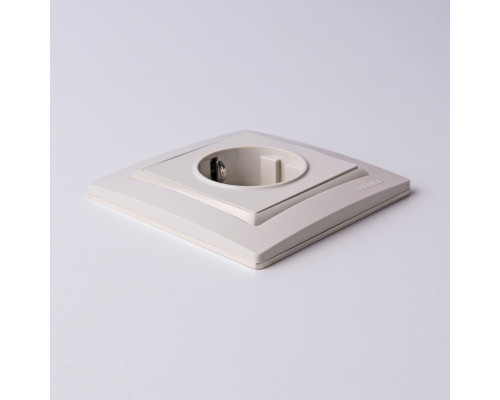 Купить Рамка Werkel W0012003| VIVID-LIGHT.RU