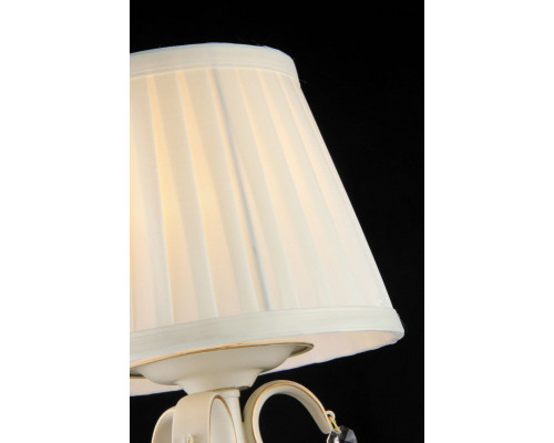 Купить Настольная лампа Maytoni ARM172-01-G| VIVID-LIGHT.RU