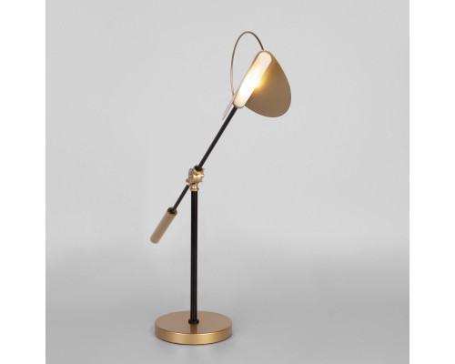 Сделать заказ Настольная лампа Eurosvet 01141/1 черный/золото| VIVID-LIGHT.RU