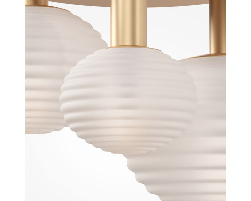 Заказать Накладная люстра Maytoni MOD268CL-03G| VIVID-LIGHT.RU