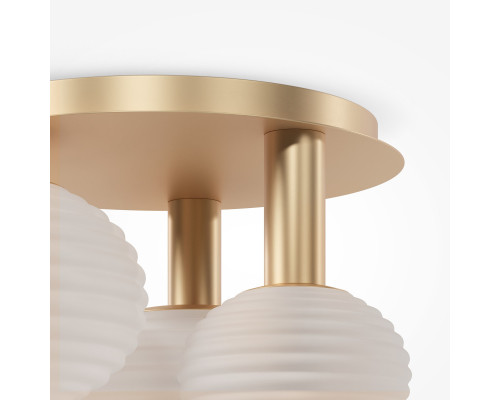 Заказать Накладная люстра Maytoni MOD268CL-03G| VIVID-LIGHT.RU