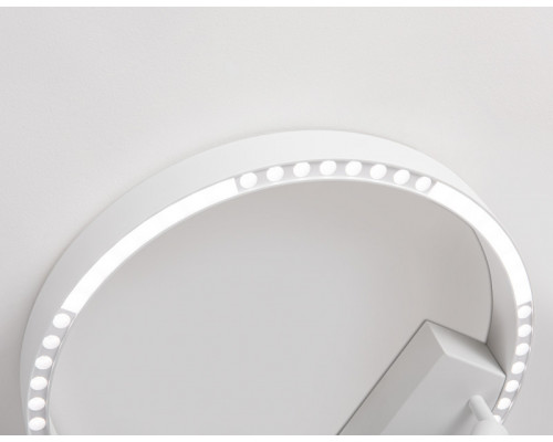 Купить Накладной светильник Ambrella Light FL5805| VIVID-LIGHT.RU