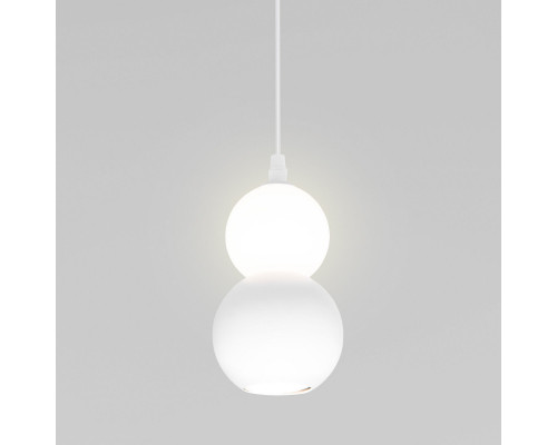 Купить Подвесной светильник Eurosvet 50250/1 LED белый| VIVID-LIGHT.RU