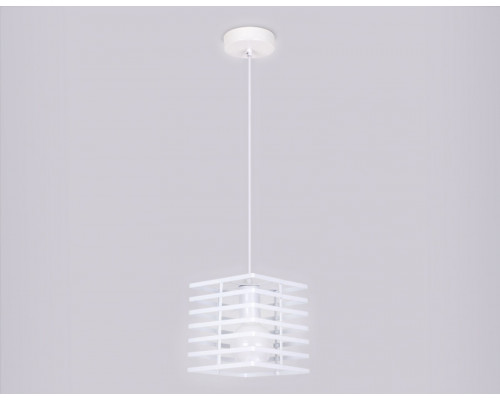 Сделать заказ Подвесной светильник Ambrella Light TR8410| VIVID-LIGHT.RU