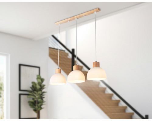 Сделать заказ Подвесной светильник Ambrella Light TR83135| VIVID-LIGHT.RU