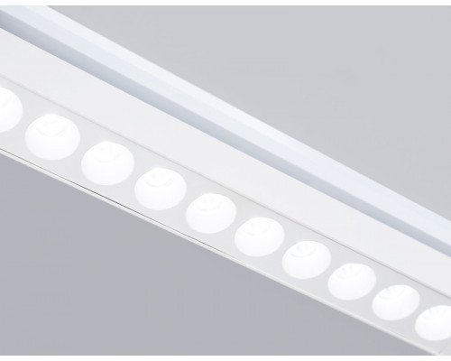 Купить Светильник на шине Ambrella Light GL6718| VIVID-LIGHT.RU