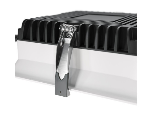 Оформить заказ Влагозащищенный светильник Maytoni Technical DL056-18W3K-W| VIVID-LIGHT.RU