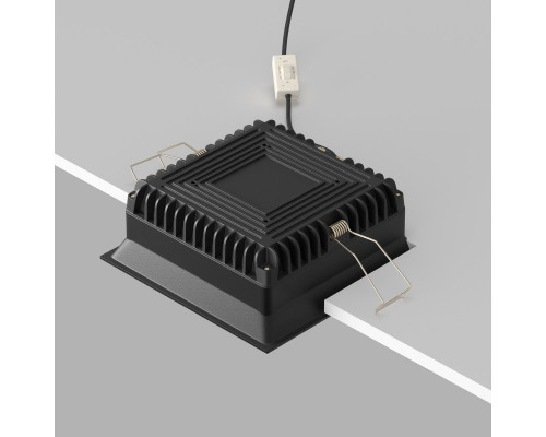 Купить Влагозащищенный светильник Maytoni Technical DL056-18W3-4-6K-B| VIVID-LIGHT.RU