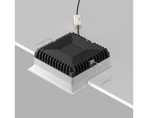 Сделать заказ Влагозащищенный светильник Maytoni Technical DL056-18W3-4-6K-W| VIVID-LIGHT.RU