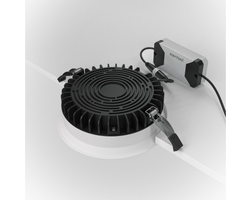 Оформить заказ Встраиваемый светильник Maytoni Technical DL053-18W3K-W| VIVID-LIGHT.RU