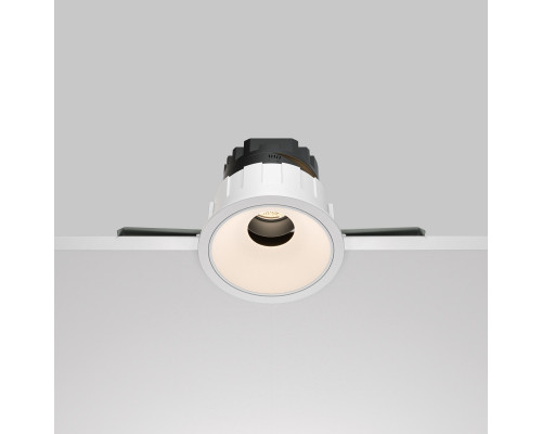 Оформить заказ Встраиваемый светильник Maytoni Technical DL057-10W4K-W| VIVID-LIGHT.RU