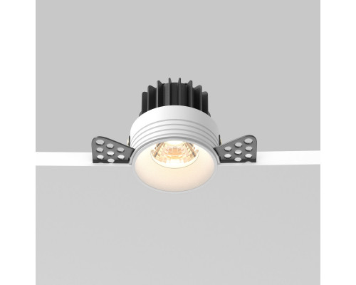 Заказать Встраиваемый светильник Maytoni Technical DL058-7W3K-TRS-W| VIVID-LIGHT.RU