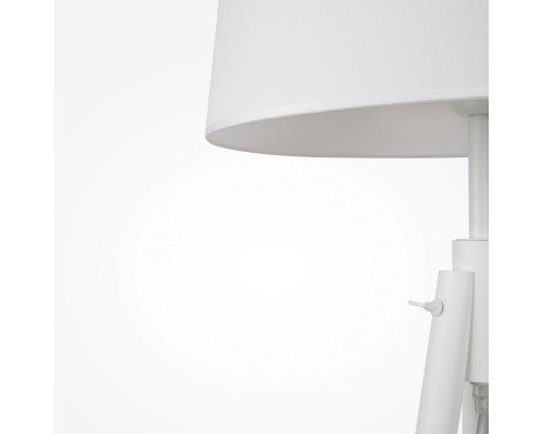 Сделать заказ Торшер Maytoni Z177FL-01W| VIVID-LIGHT.RU