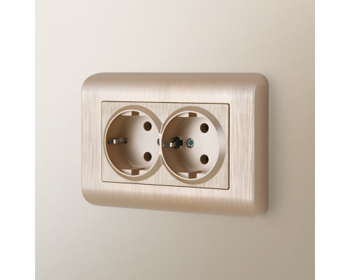 Купить Рамка Werkel W0082111| VIVID-LIGHT.RU