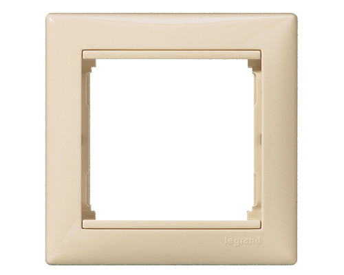 Купить Рамка Legrand 774351| VIVID-LIGHT.RU