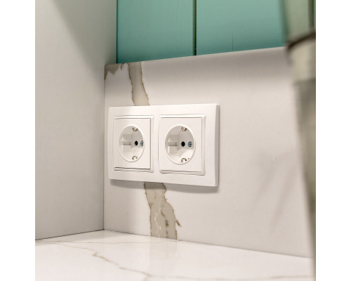 Сделать заказ Рамка Werkel W0022001| VIVID-LIGHT.RU