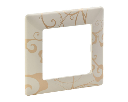 Купить Рамка Legrand 754111| VIVID-LIGHT.RU