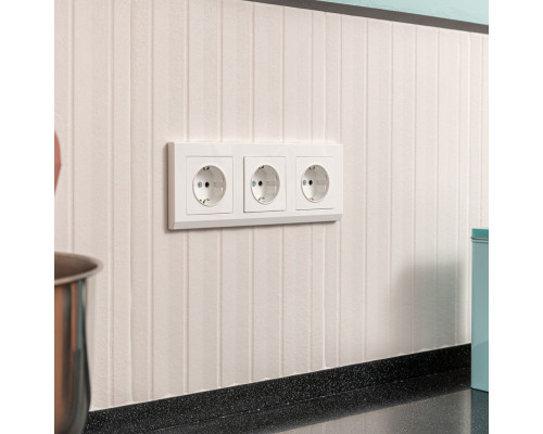 Купить Рамка Werkel W0031801| VIVID-LIGHT.RU