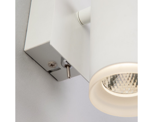 Оформить заказ Спот Eurosvet 20067/1 LED белый| VIVID-LIGHT.RU