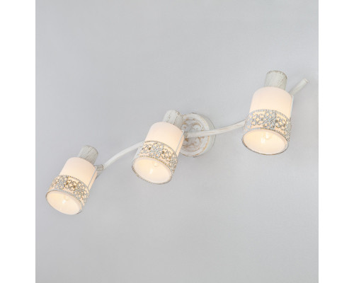 Оформить заказ Спот Eurosvet 20025/3 белый с золотом| VIVID-LIGHT.RU