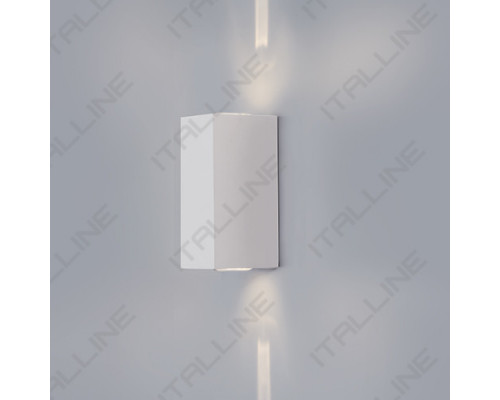 Купить Светильник настенный ITALLINE IT01-A150/2 WHITE| VIVID-LIGHT.RU