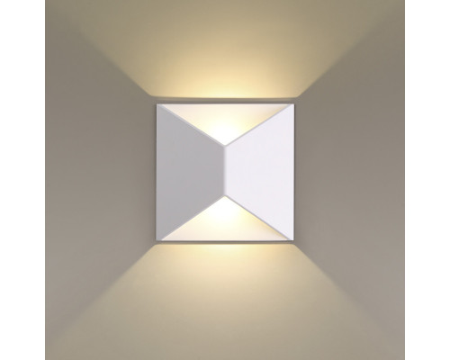 Заказать Светильник настенный Odeon Light 3909/10WL| VIVID-LIGHT.RU