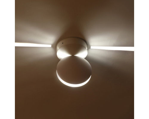 Купить Светильник настенный Favourite 2000-1W| VIVID-LIGHT.RU